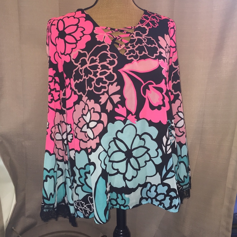 NWOT Kaari Blue blouse